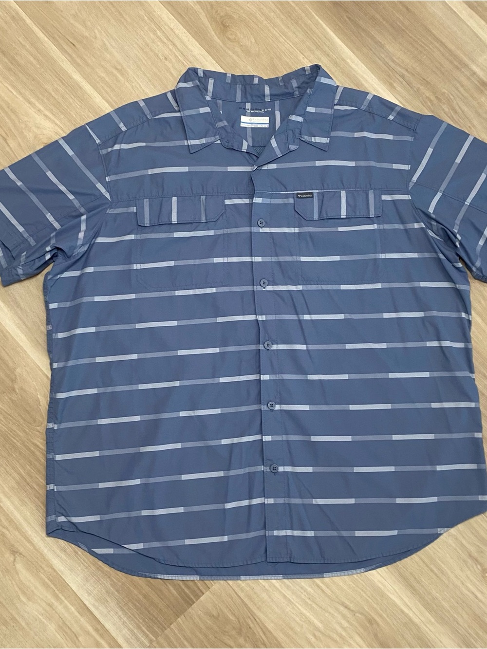 Men's Short-Sleeve Button-Down Shirt fishing